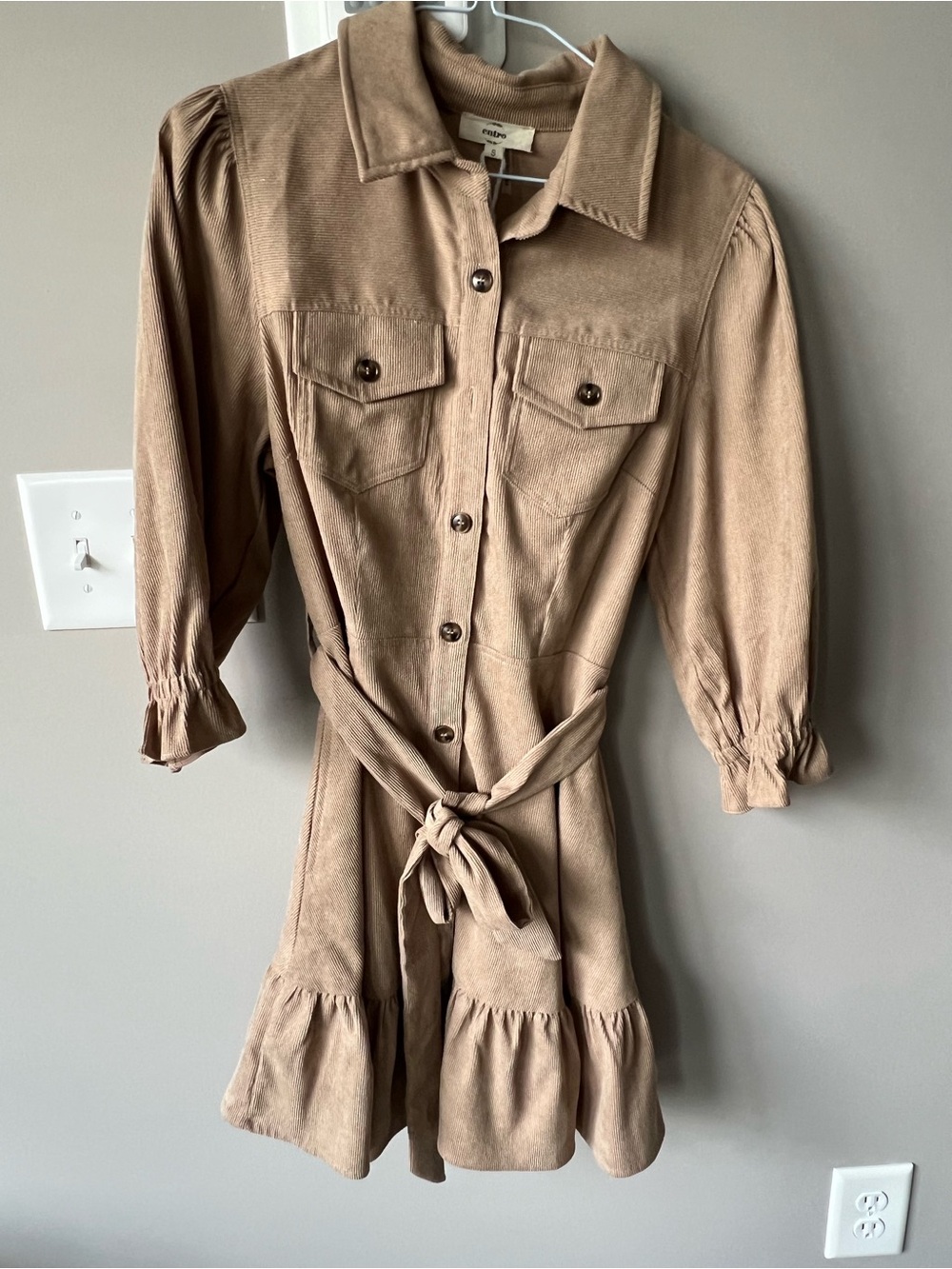 entro Taupe Button-Front Tie-Waist Mini Dress